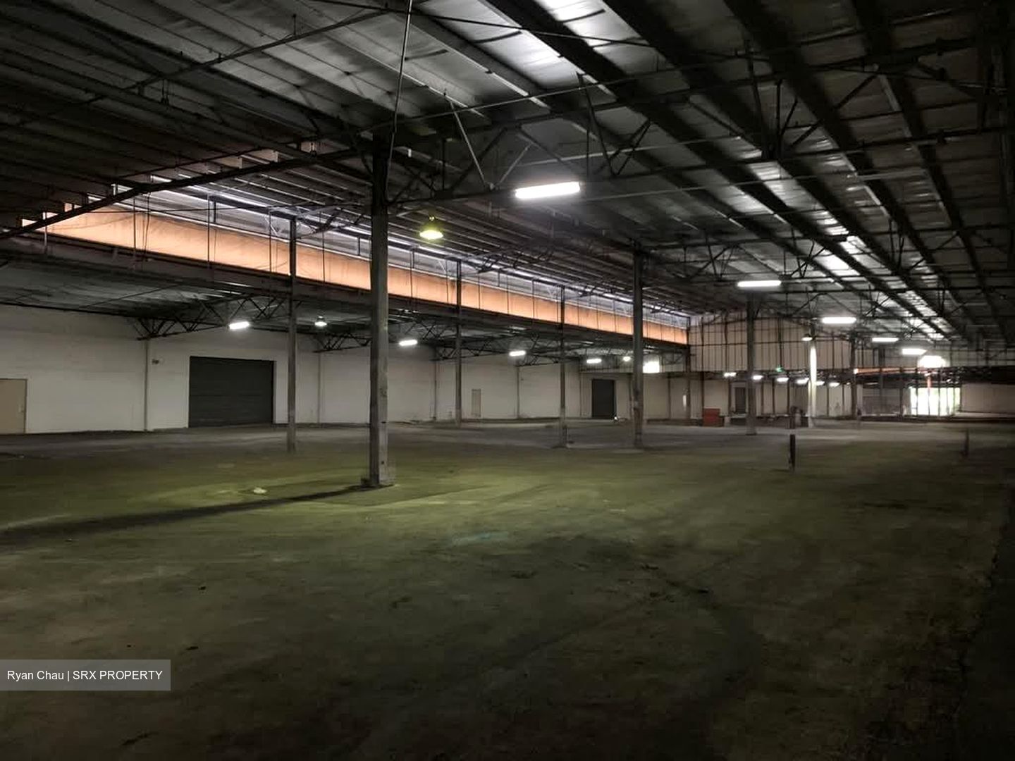 Benoi Sector (D22), Warehouse #608698421